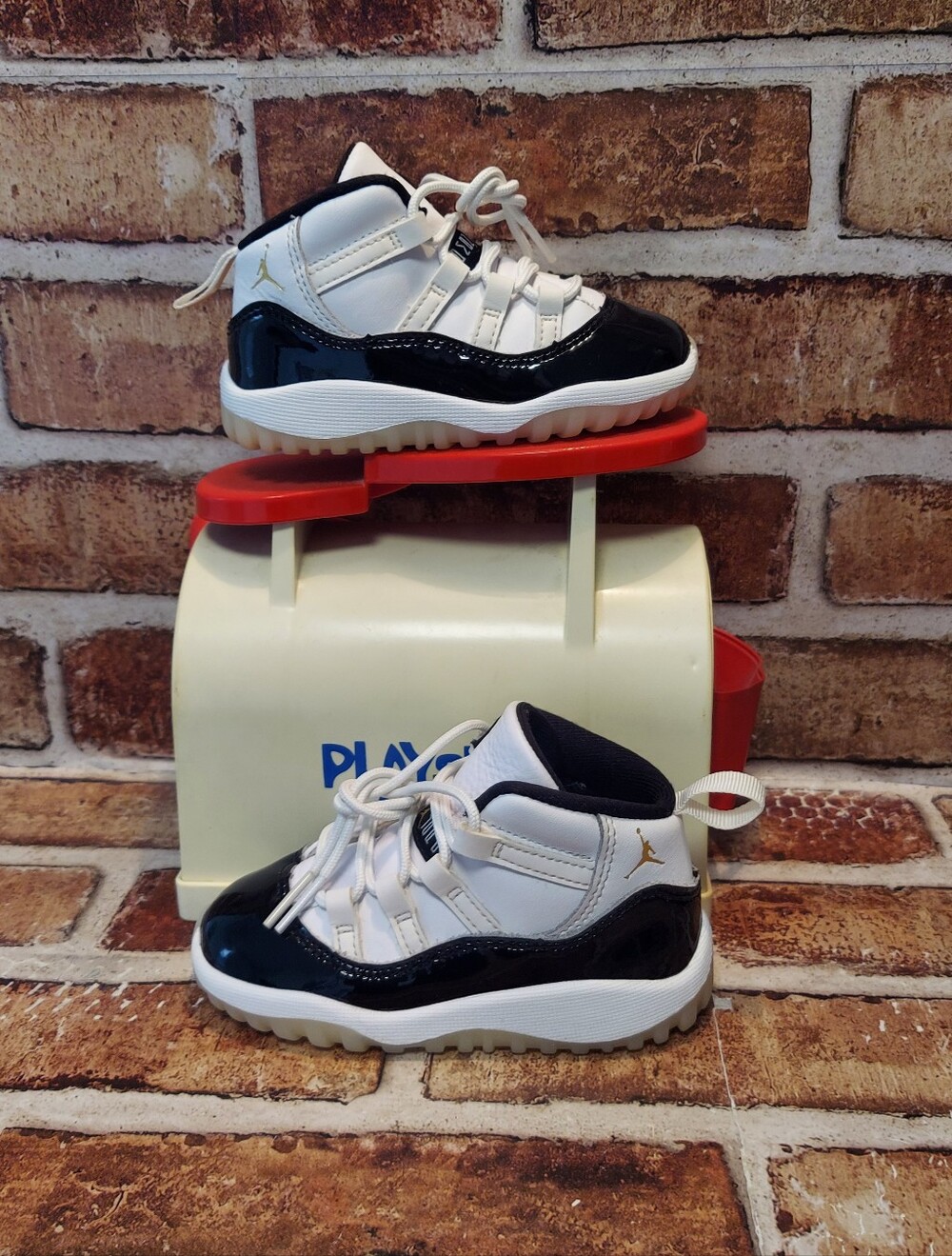 Pre-owned 2023 Jordan 11 Retro